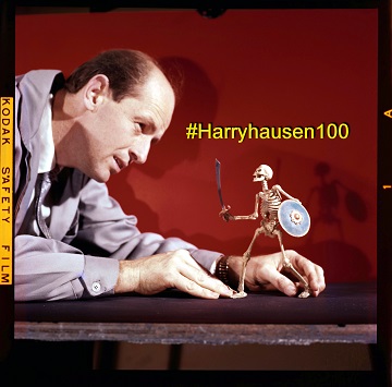 Ray with Skeleton small #HARRYHAUSEN100